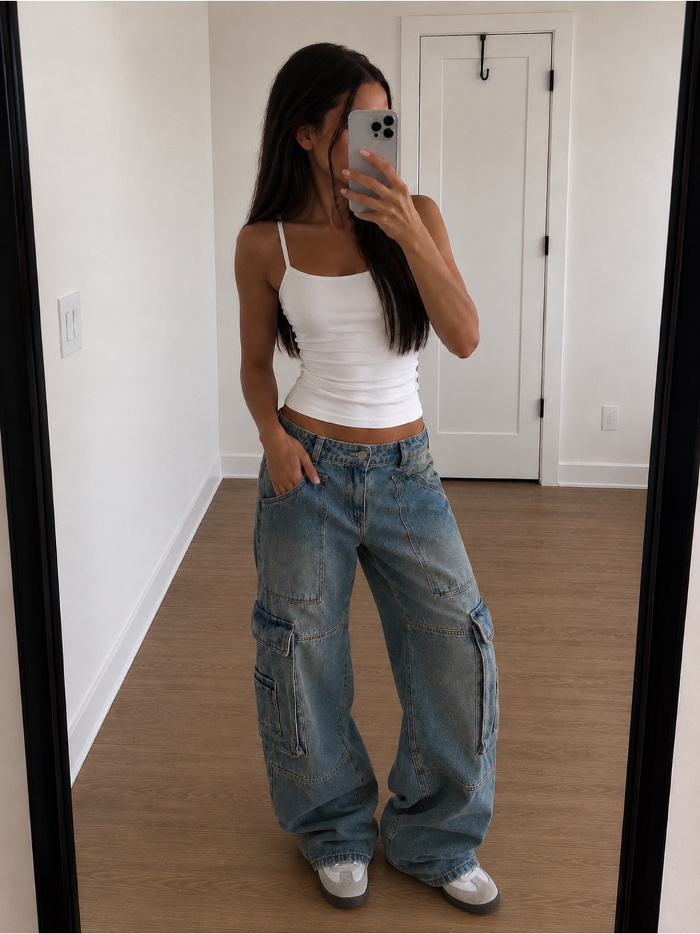 Edikted Via Washed Low Rise Baggy Cargo Jeans